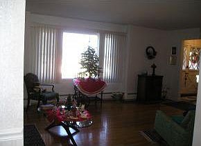 5th image of 705 Redwood Ln