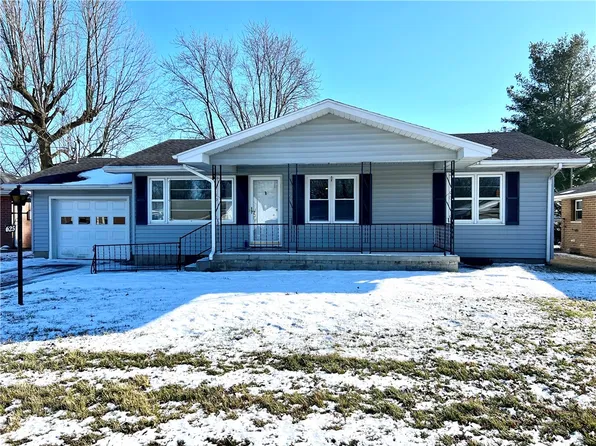 625 Dakota Ave, Mattoon, IL 61938