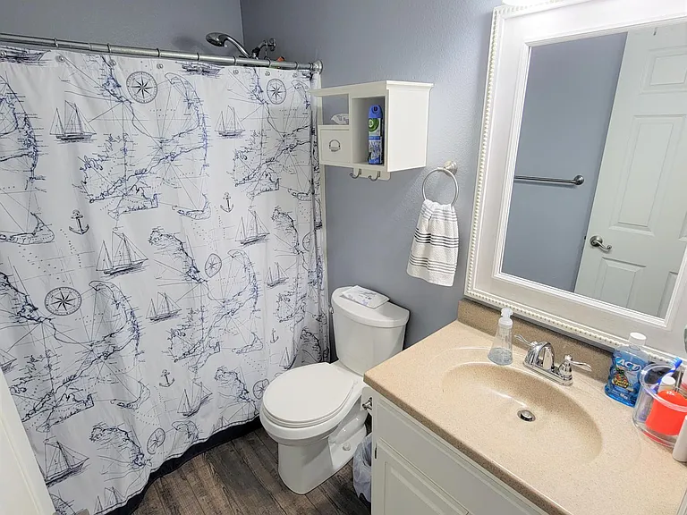 7399 Olympia St — Photo 3
