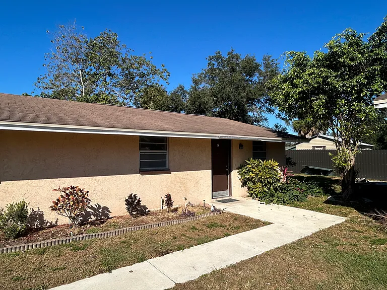 10415 Alma St #B — Photo 9