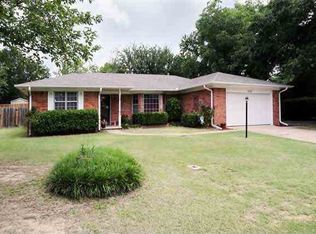 1115 Melody Dr, Ardmore, OK 73401