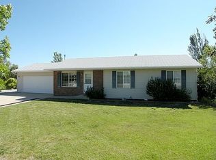 7831 Rimrock Dr, Gillette, WY 82718