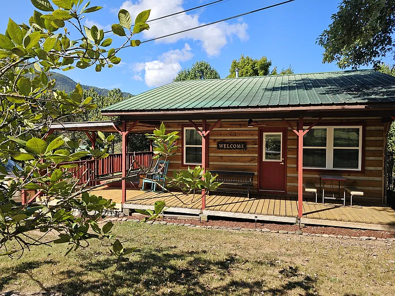 Red Plum Ln — Photo 3