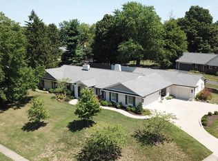 822 Chinoe Rd, Lexington, KY 40502