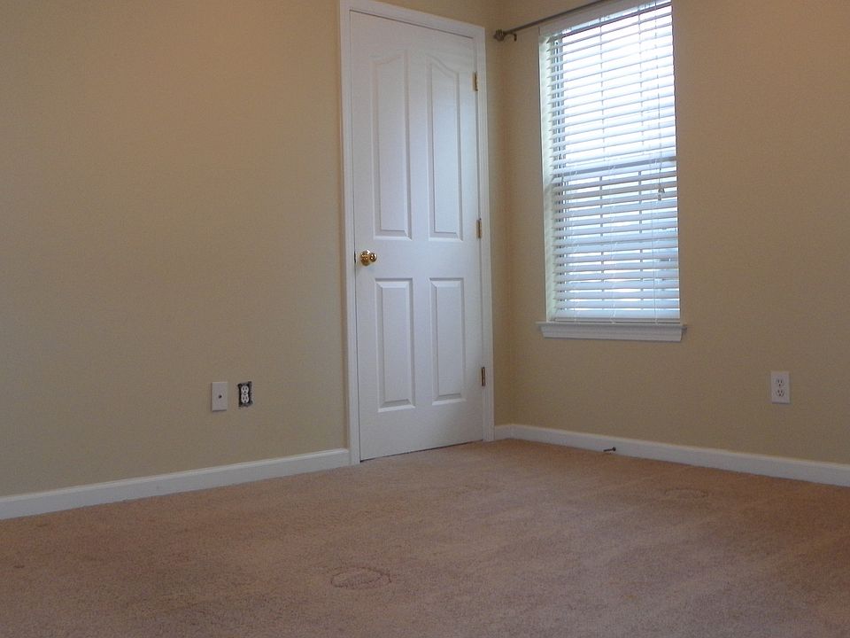 2nd image of 415 Rock Creek Dr