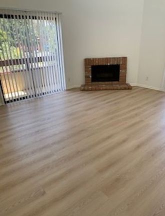 2nd image of 601 Westholme Ave #301