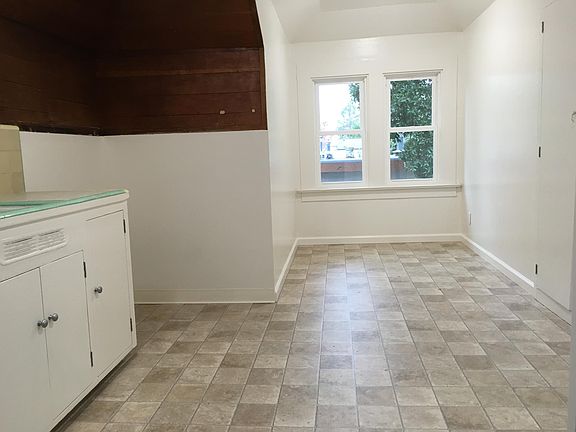 Kitchen 17x9