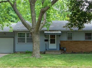 4013 Lynner Dr, Des Moines, IA 50310