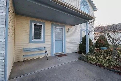 2nd image of 3611 Winding River Ct