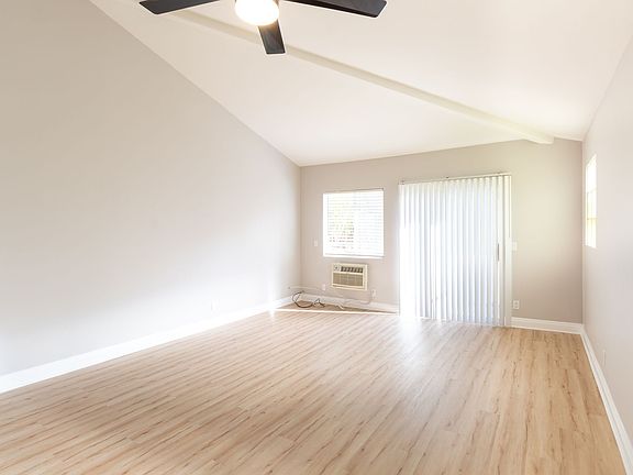 3rd image of 404 W 4th St APT 5