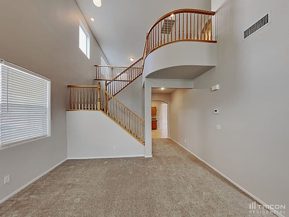 2nd image of 748 Thorton Beach St