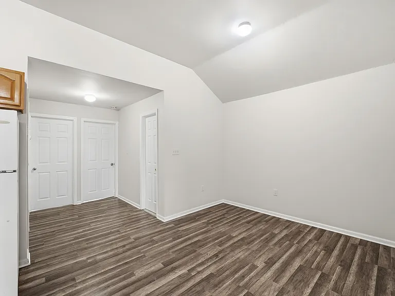 14407 Jamaica Ave #3 — Photo 18