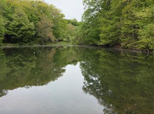 301 Roaring Brook Rd, Chappaqua, NY 10514
