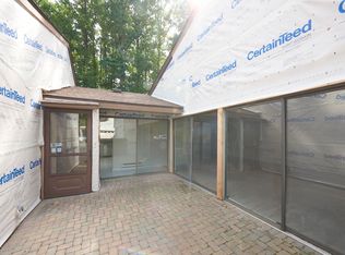 7 Hampton Ct, Red Bank, NJ 07701