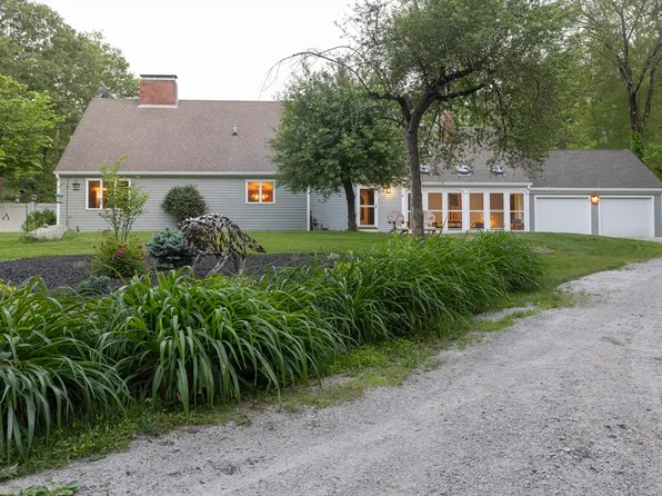 696 Route 197, Woodstock, CT 06281