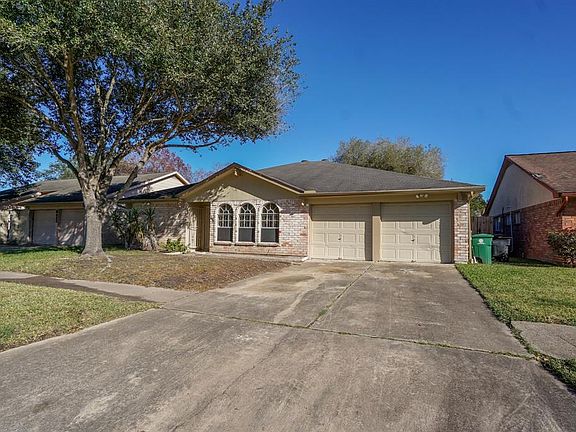 2nd image of 8418 Bee Meadow Ln