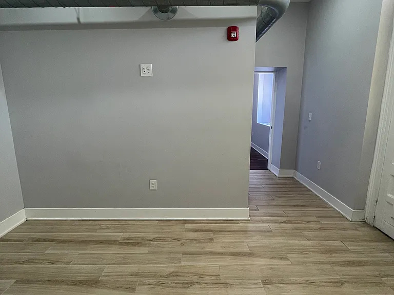 929 Marlborough St #6 — Photo 14