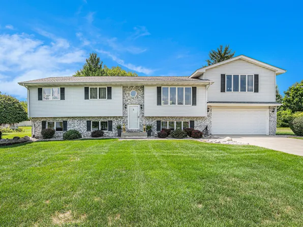 9352 W Oakridge Ave, Saint John, IN 46373