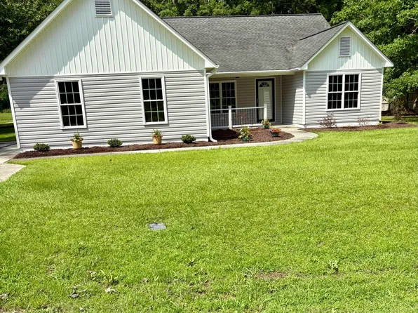 106 Waterside Drive, Bath, NC 27808