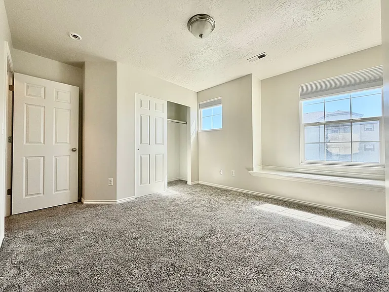 6353 W Passenger Ln — Photo 20