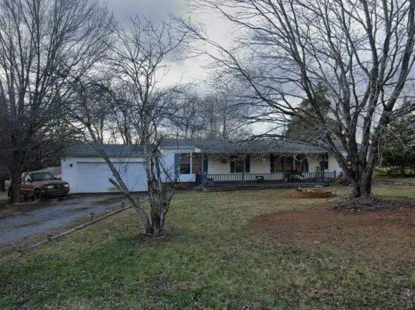 1635 Wingfield Dr, Goode, VA 24556