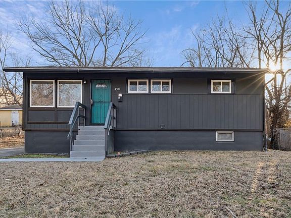 5th image of 4511 Norton Ave