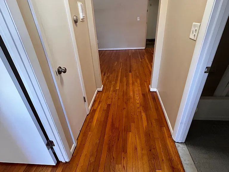 69 Newton St #13 — Photo 3
