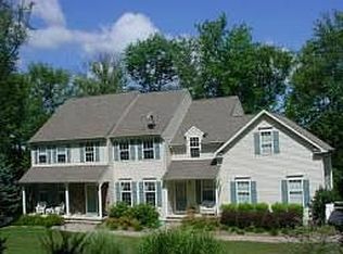 14 Hidden Valley Rd, Newton, NJ 07860