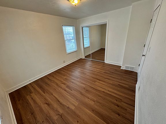 4th image of 3647 Kalamazoo Ave SE