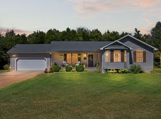 17 Saddleback Street, Buffalo, MO 65622