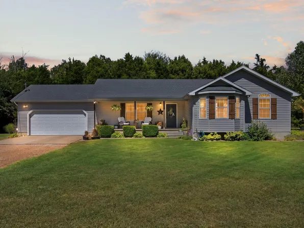 17 Saddleback Street, Buffalo, MO 65622