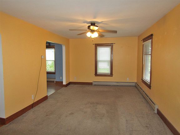 4th image of 213 Robble Ave
