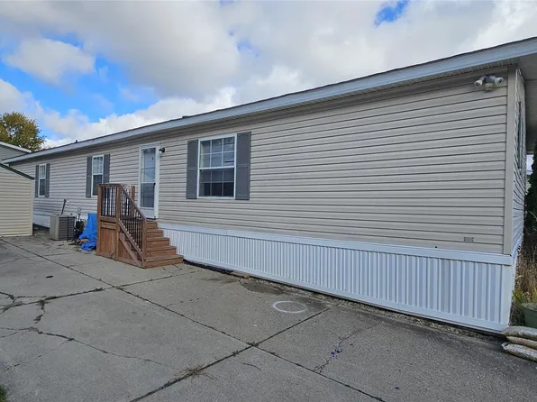 9481 Andrew Ct, Davisburg, MI 48350