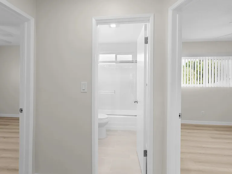 2823 S Corning St #4 — Photo 20
