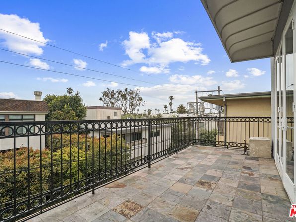 11952 Montana Ave APT 403