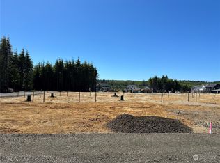 52 Bungalow Loop, Pacific Beach, WA 98571