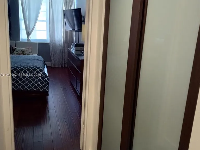 100 Lincoln Rd #814 — Photo 21