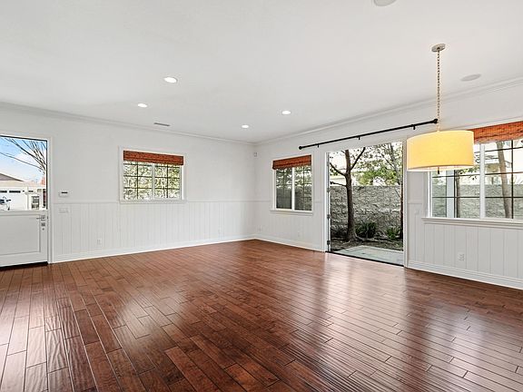 2nd image of 2464 Norse Ave