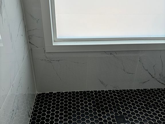 5th image of 4139 Montgall Ave