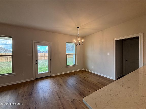 4th image of 7384 Alley Oak Ln