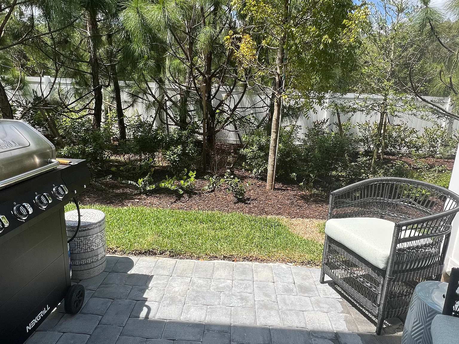 3 bed, 2.5 bath, 1635 sqft, $2,725 — Photo 4