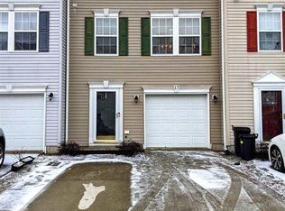 17 Robin Ln, Morgantown, WV 26508