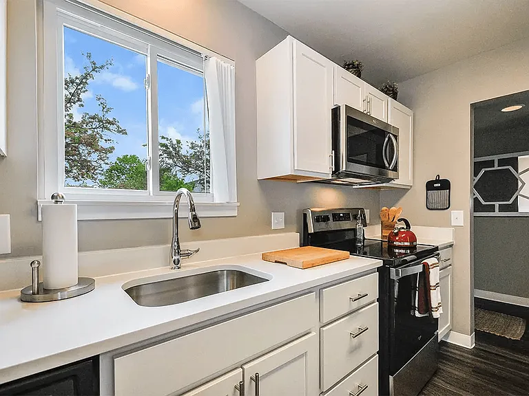 Mill Creek Townhomes — Photo 6