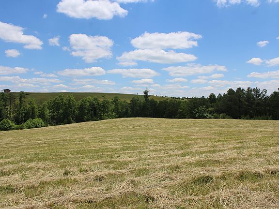 3rd image of Nichol Creek Dr