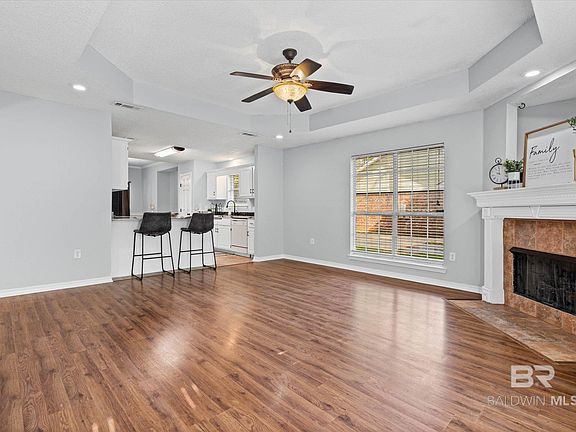 5th image of 5201 Southern Oaks Trl