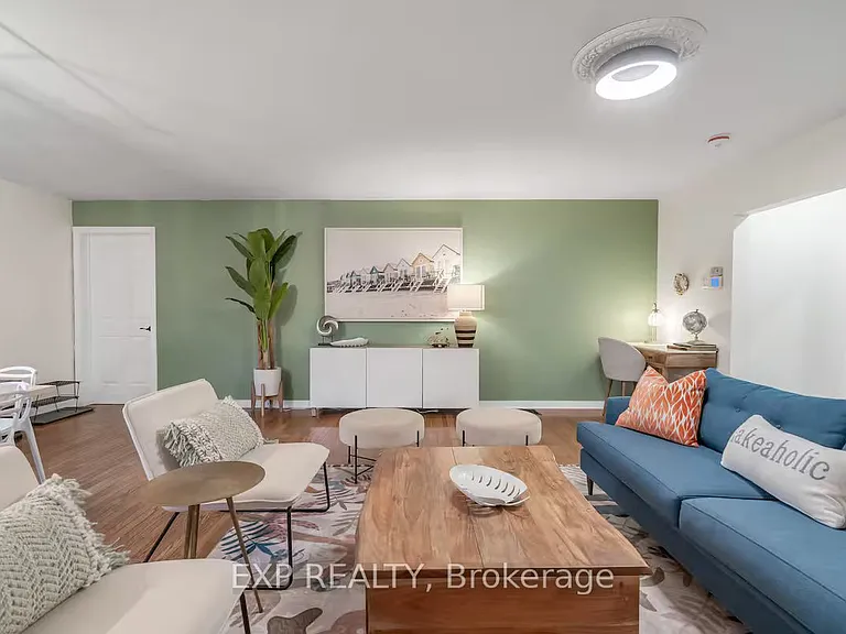 9 Caldwell St #2 — Photo 8