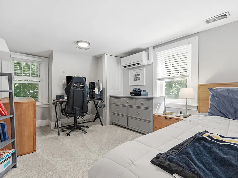 305 Centennial Ave — Photo 47