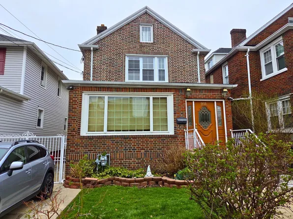 911 80th St, North Bergen, NJ 07047