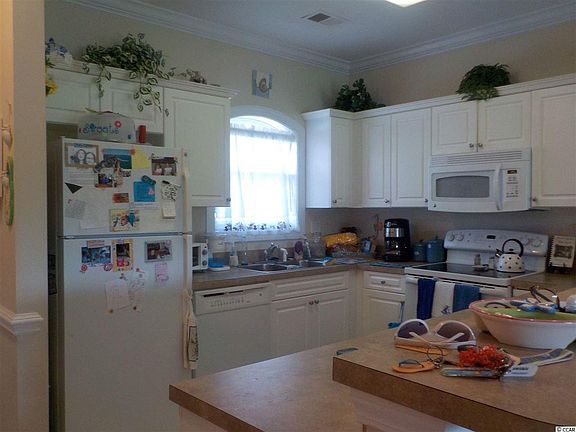 3rd image of 4142 Hibiscus Dr Unit 303