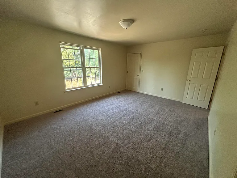 838 Duke Of Gloucester St #838 — Photo 6